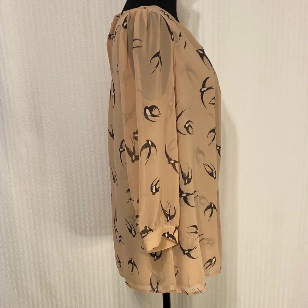 Banana Republic Blouse Bird Print Pink 3/4 Sleeve Tunic Sheer Sleeve Medium - Picture 3 of 11